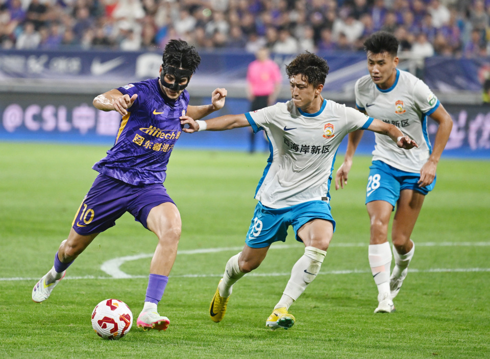 队球员基莱, bt, bt