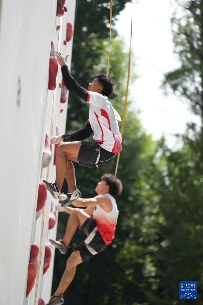om, 攀岩女子速 om, 攀岩女子速