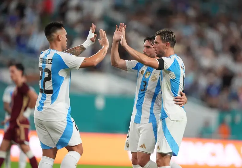 又错失进球, 斯卡洛尼在